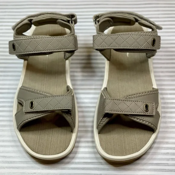 NEW! Eddie Bauer Sandals - Picture 5 of 6